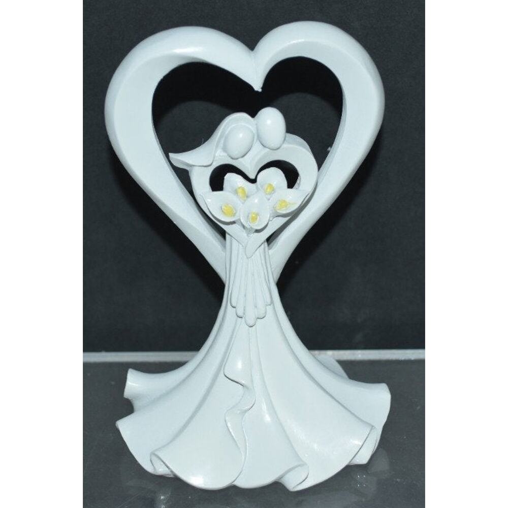 NIB White Heart Bride & Groom Wedding Cake Topper